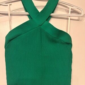 Aritzia Green sculpt knit cross neck Crop Top in emerald green (great condition)